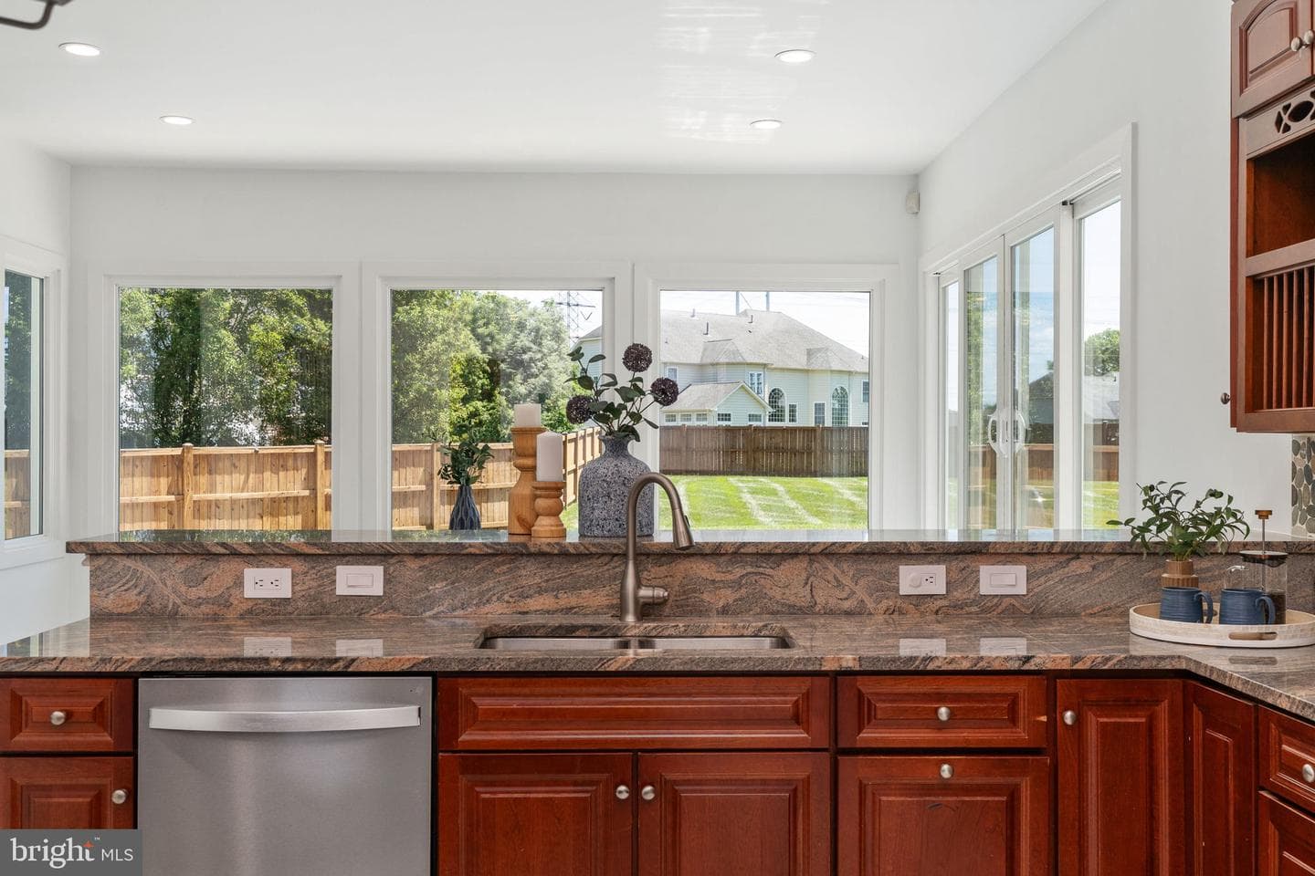 9311 Occoquan Overlook Drive photo 57