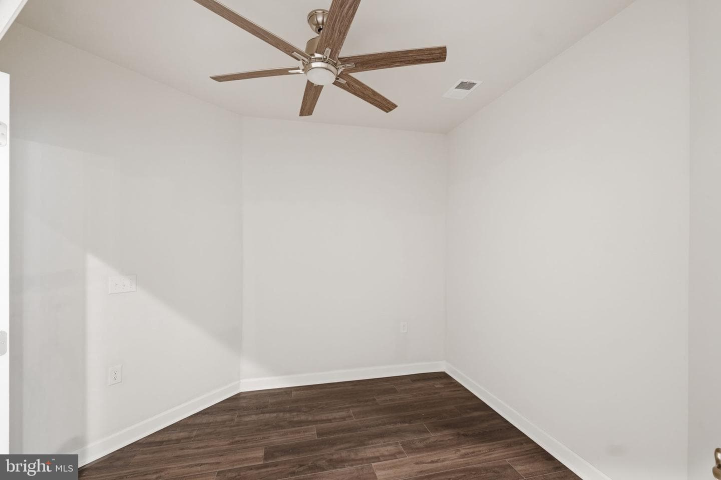 3927 Fair Ridge Drive #201 photo 22