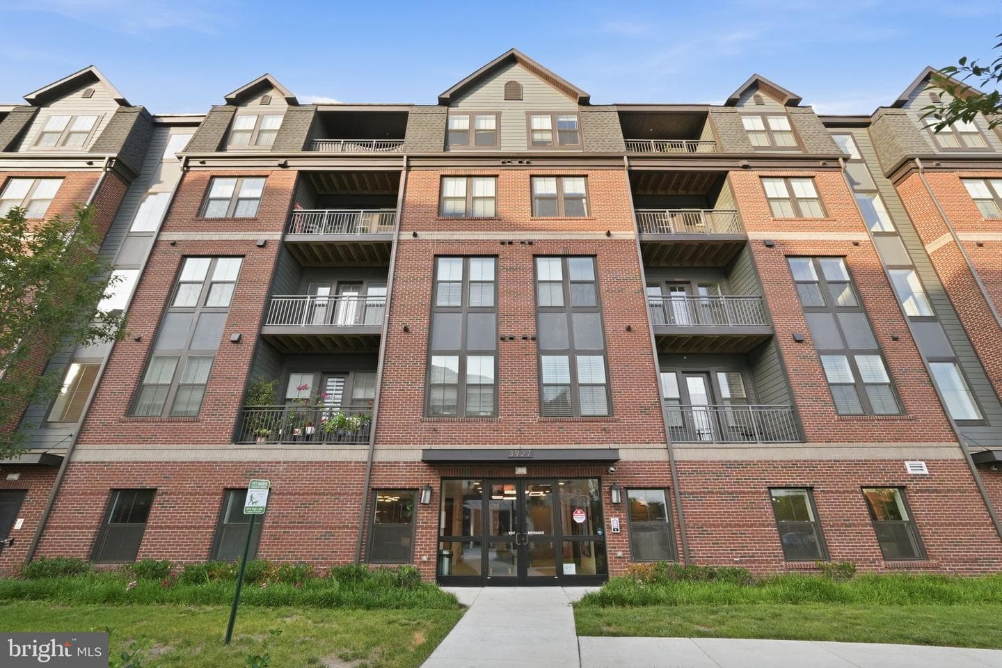 3927 Fair Ridge Drive #201 photo 3