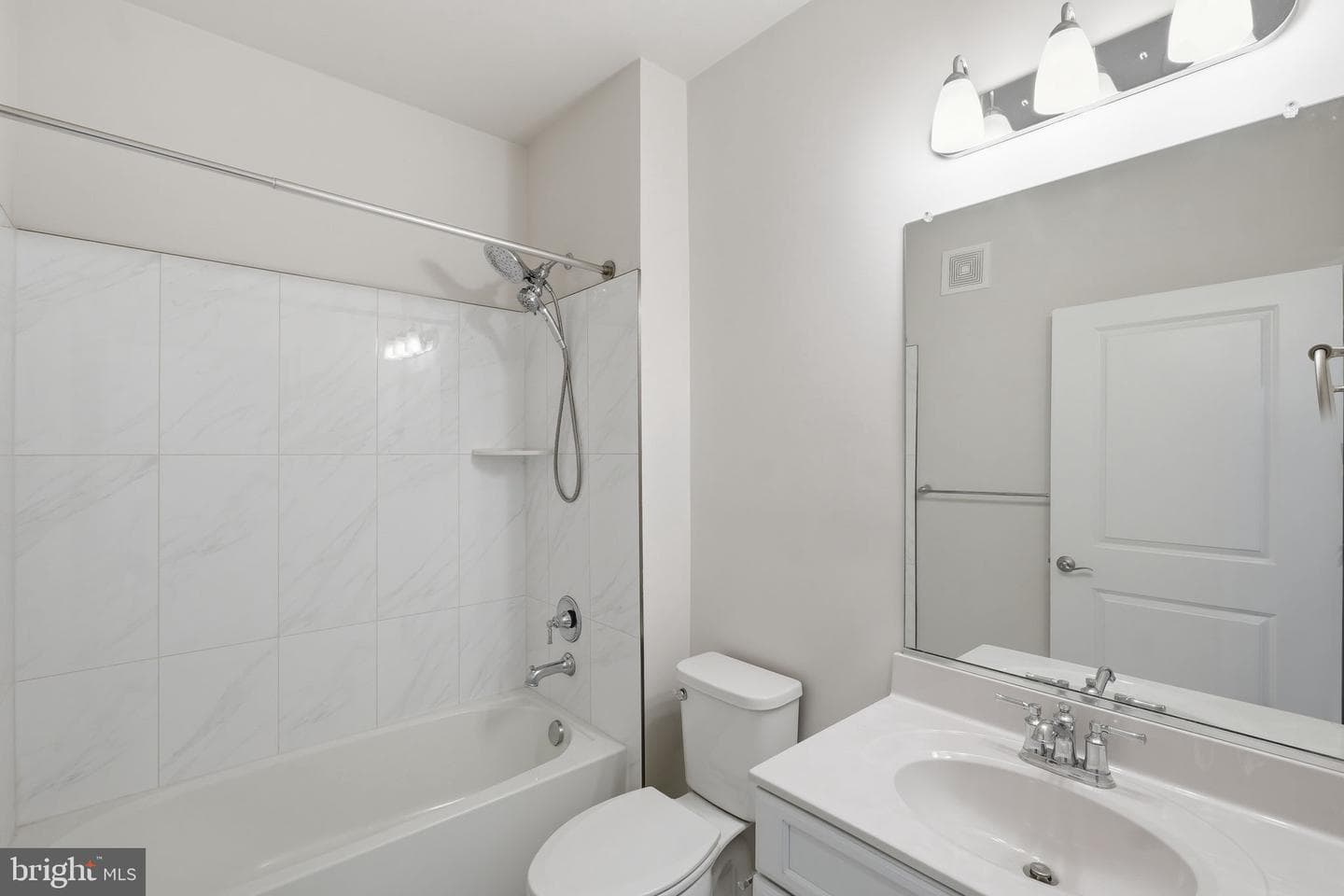 3927 Fair Ridge Drive #201 photo 38