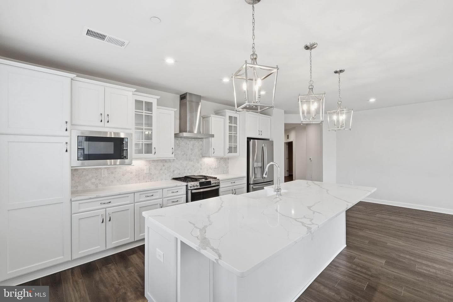 3927 Fair Ridge Drive #201 photo 8