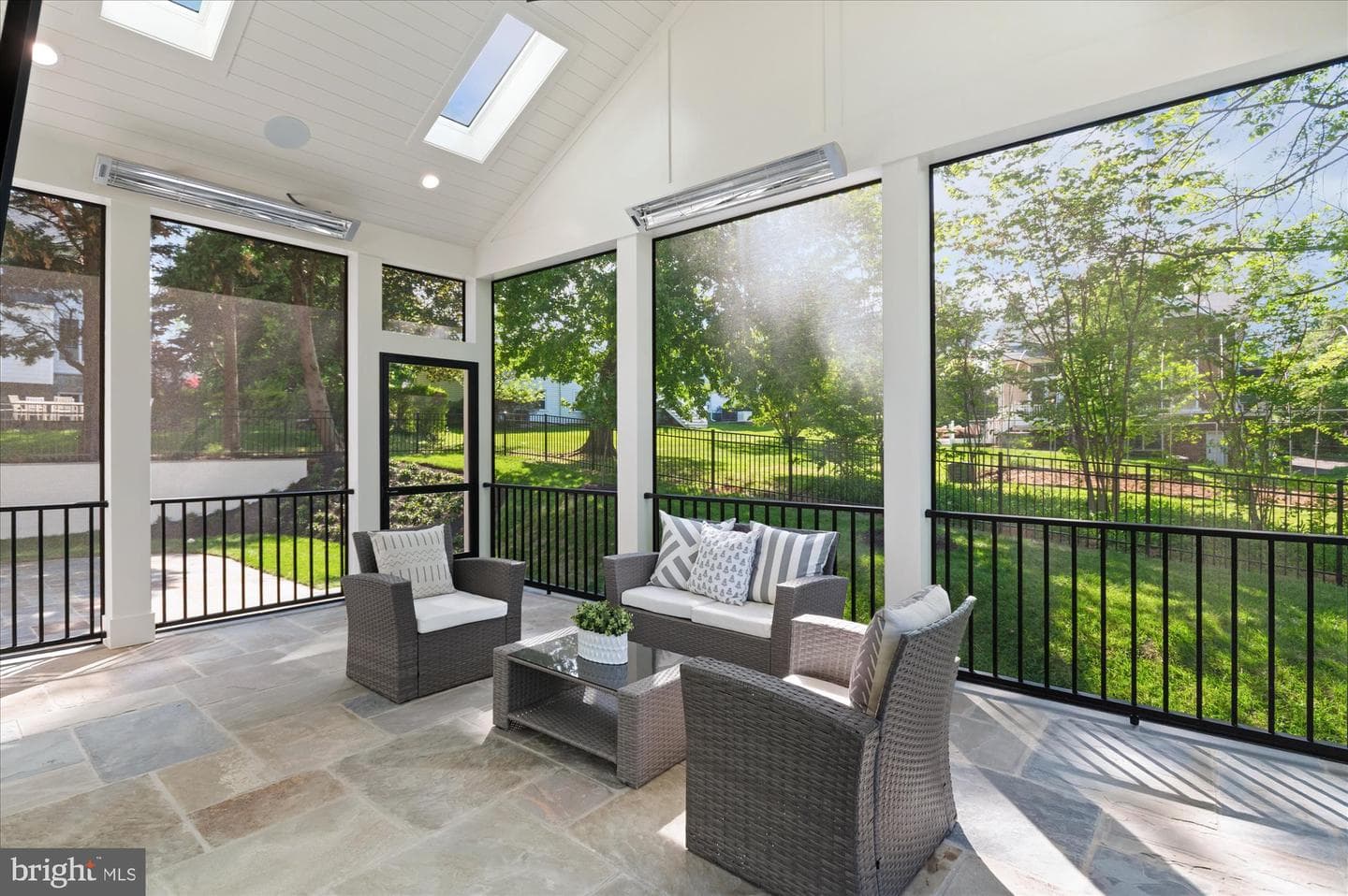 1800 Monza Road photo 24
