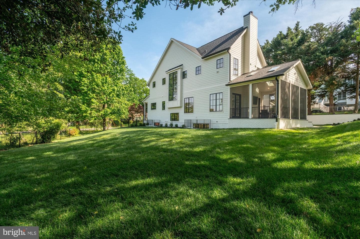 1800 Monza Road photo 73