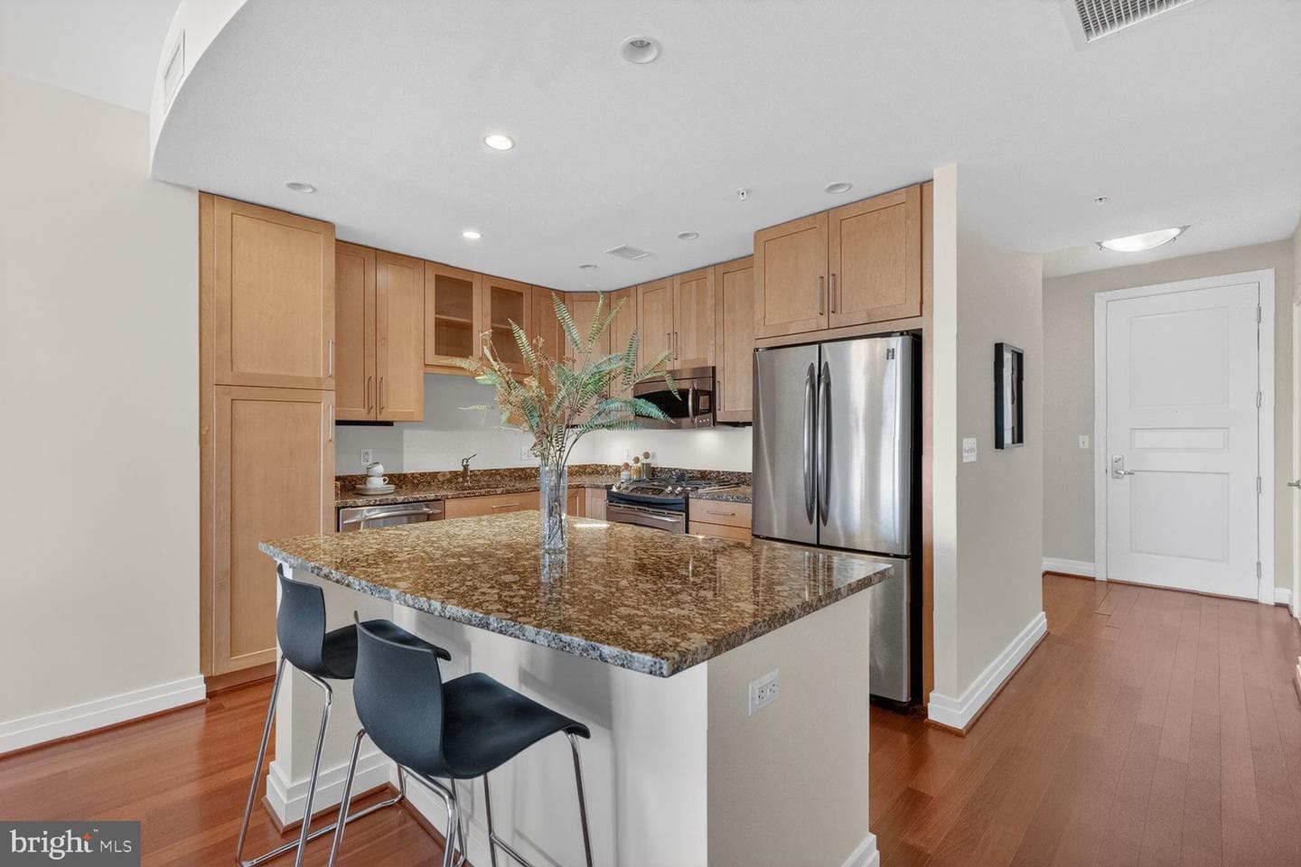 8220 Crestwood Heights Drive #1411 photo 3