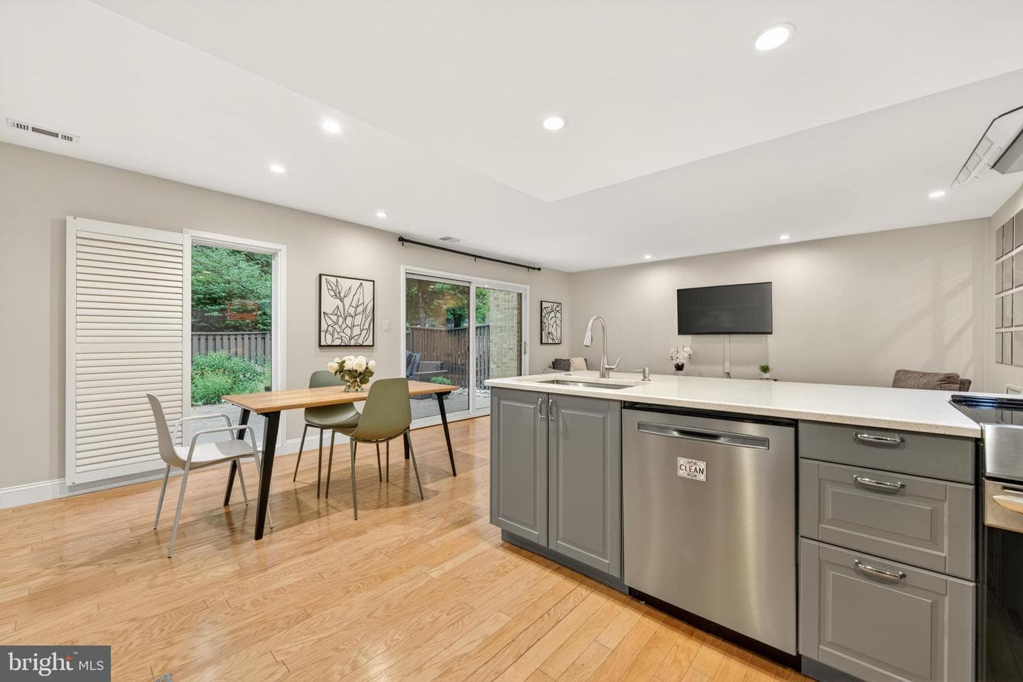 1816 Ivy Oak Square #47 photo 12