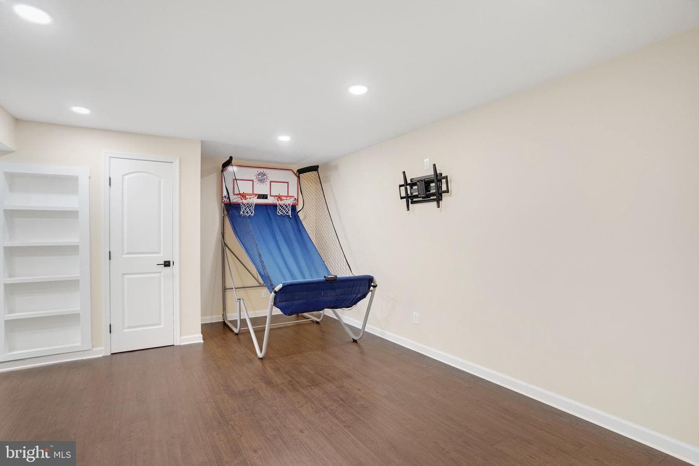 7628 Gralnick Place photo 42