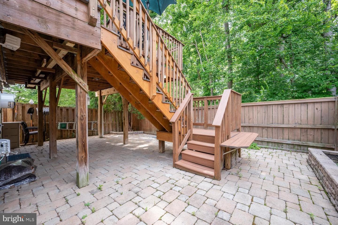 6059 Clerkenwell Court photo 40