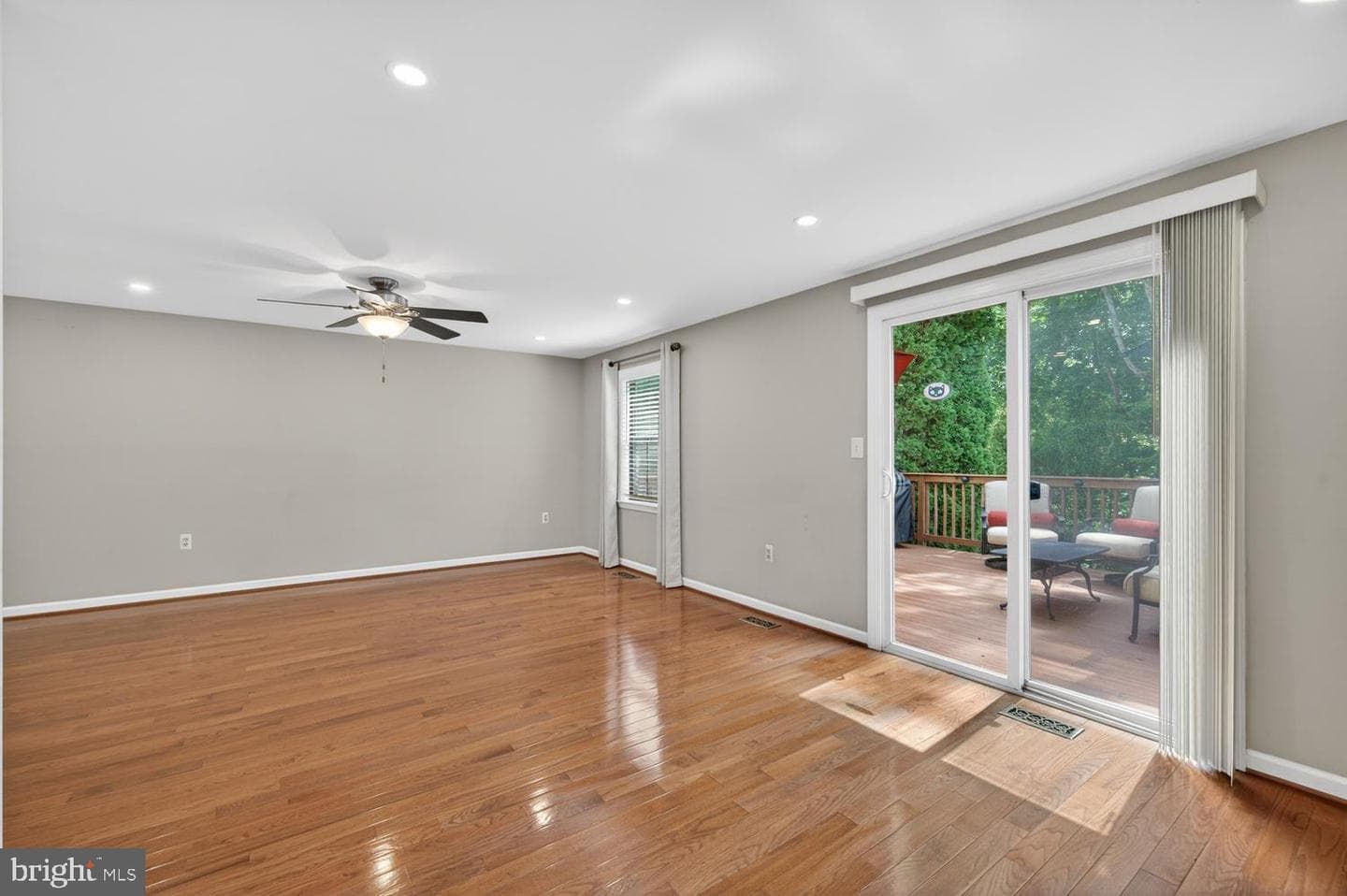 6059 Clerkenwell Court photo 7