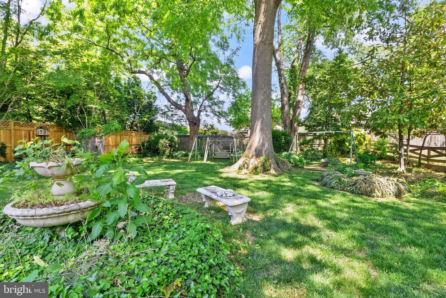 2602 Stone Hedge Dr photo 26