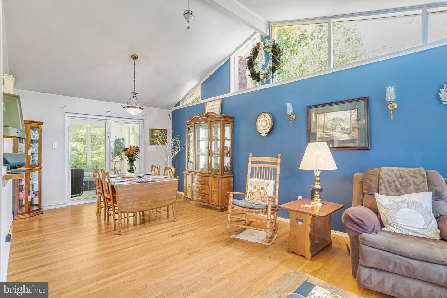 8622 Kenilworth Drive photo 6