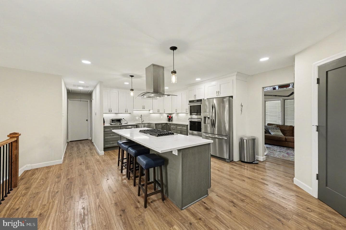 6208 Redwood Lane photo 4