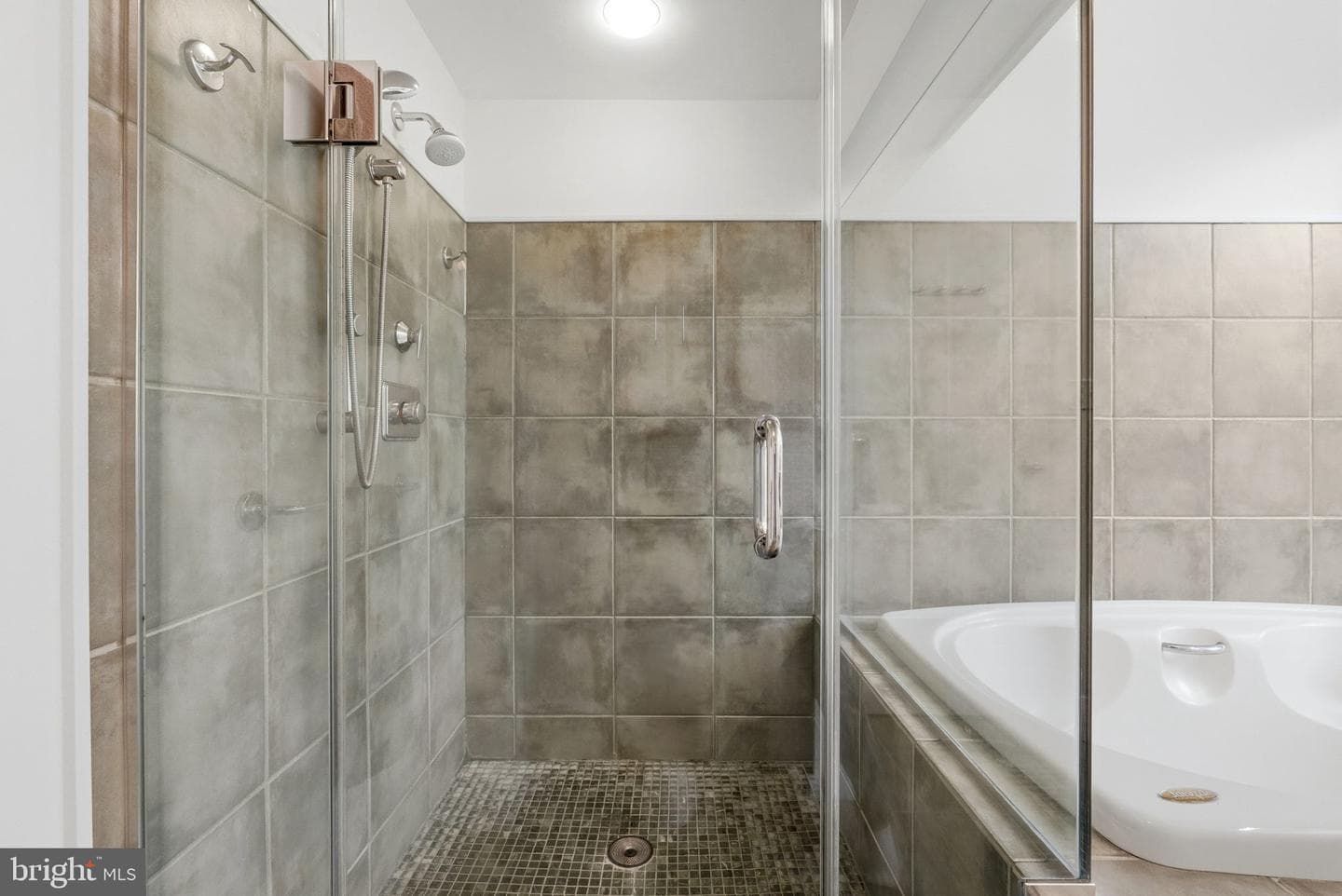 5917 Beech Tree Drive photo 20