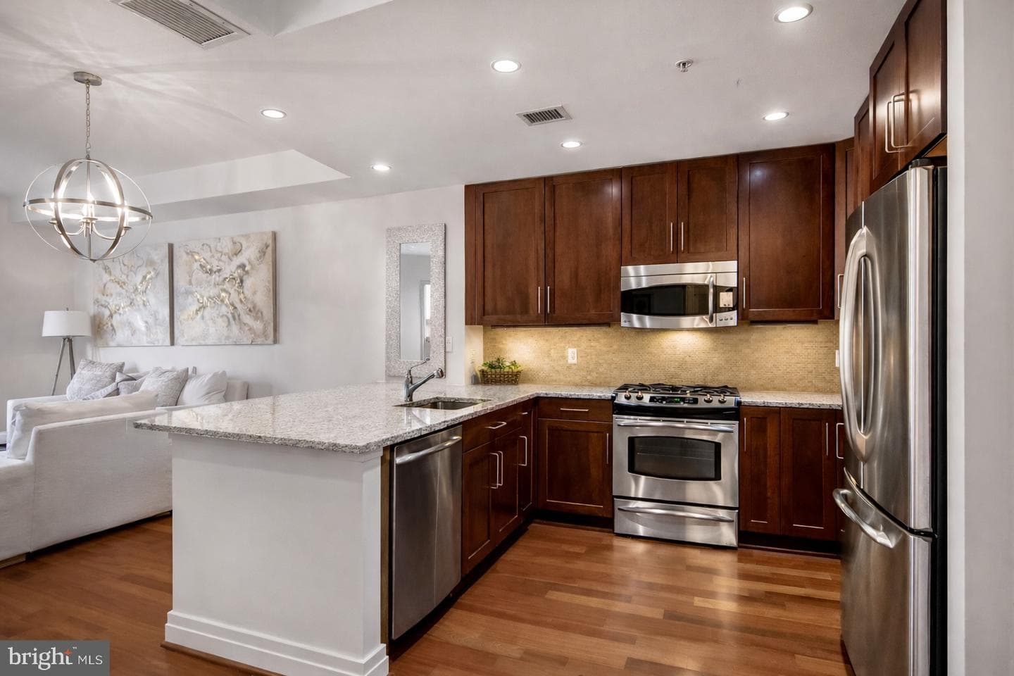 8220 Crestwood Heights Drive #314, Mclean