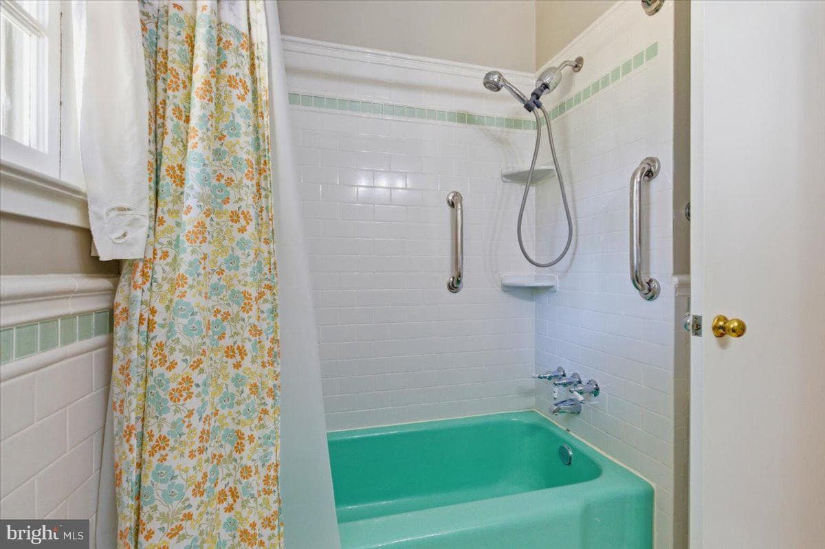 4703 Exeter Street photo 19