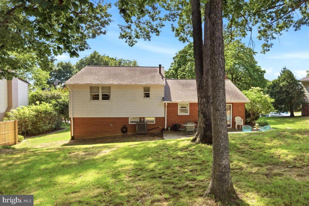 4703 Exeter Street photo 27