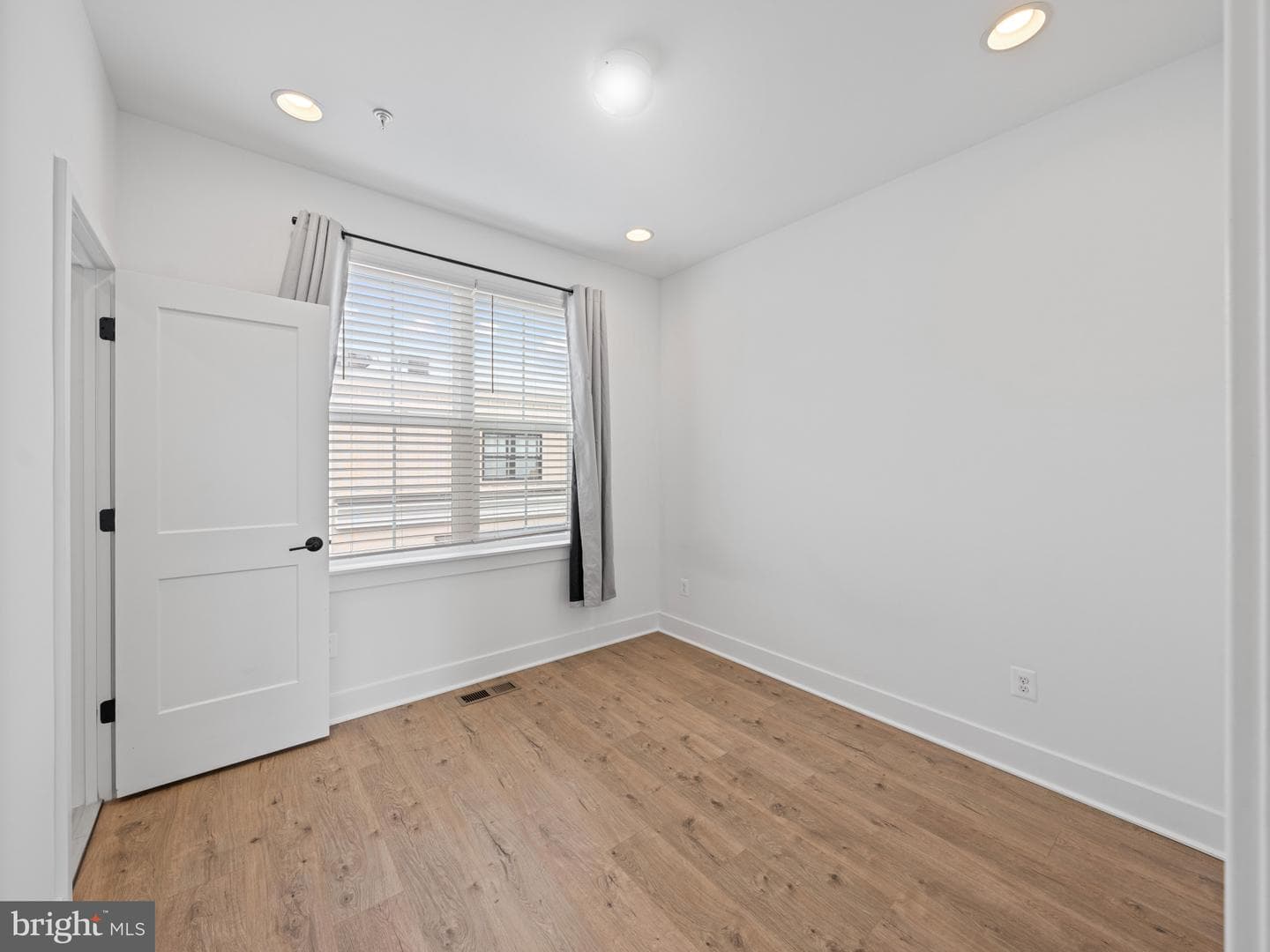 7323 Blade Drive photo 25