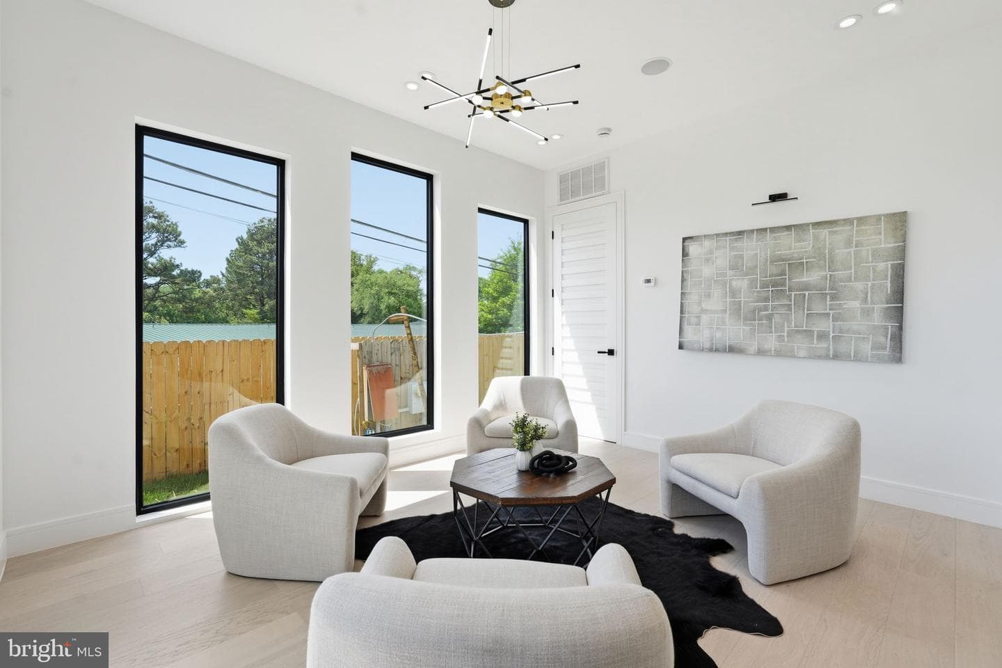 3126 Westley Road photo 5