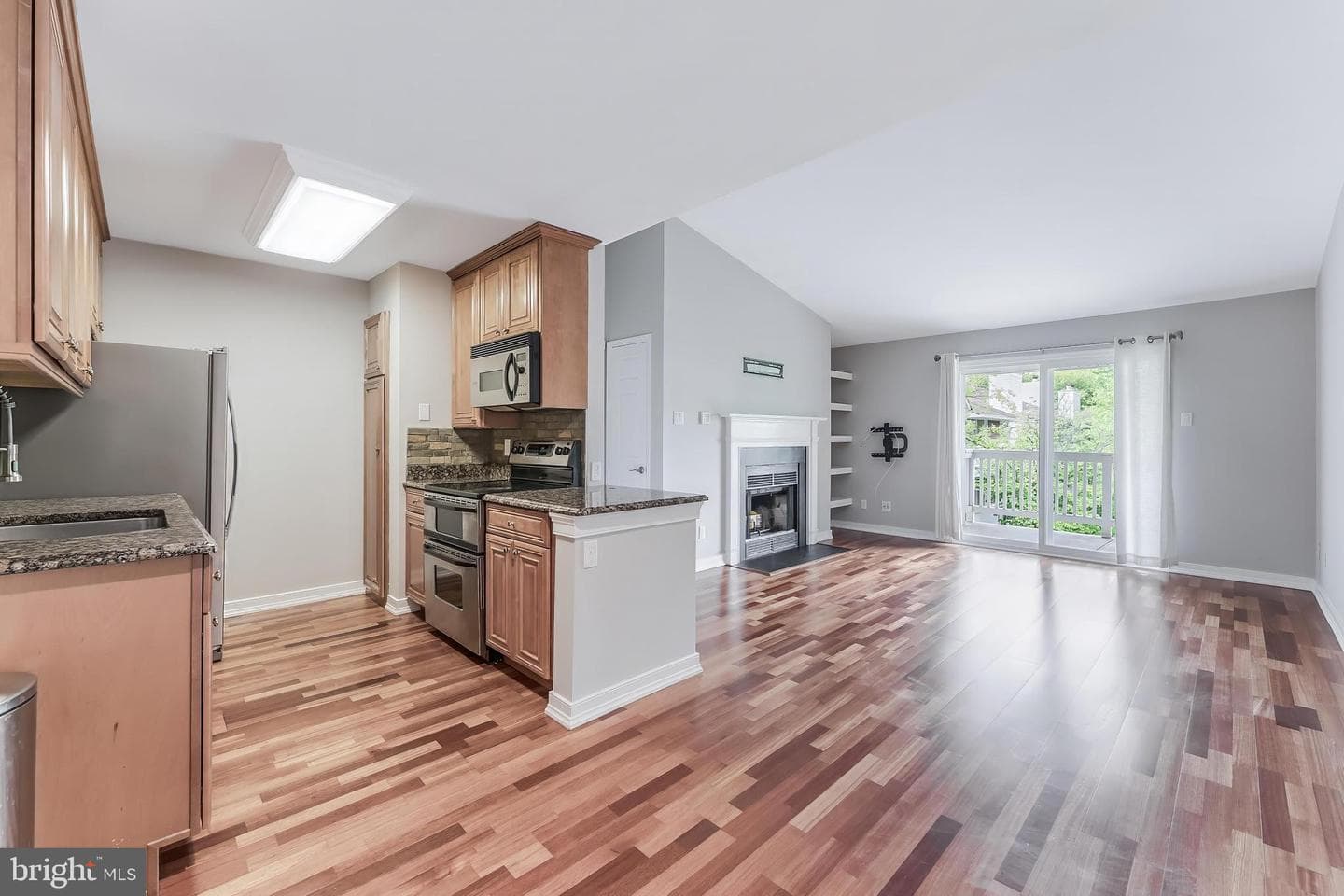 1532 Lincoln Way #301b photo 10