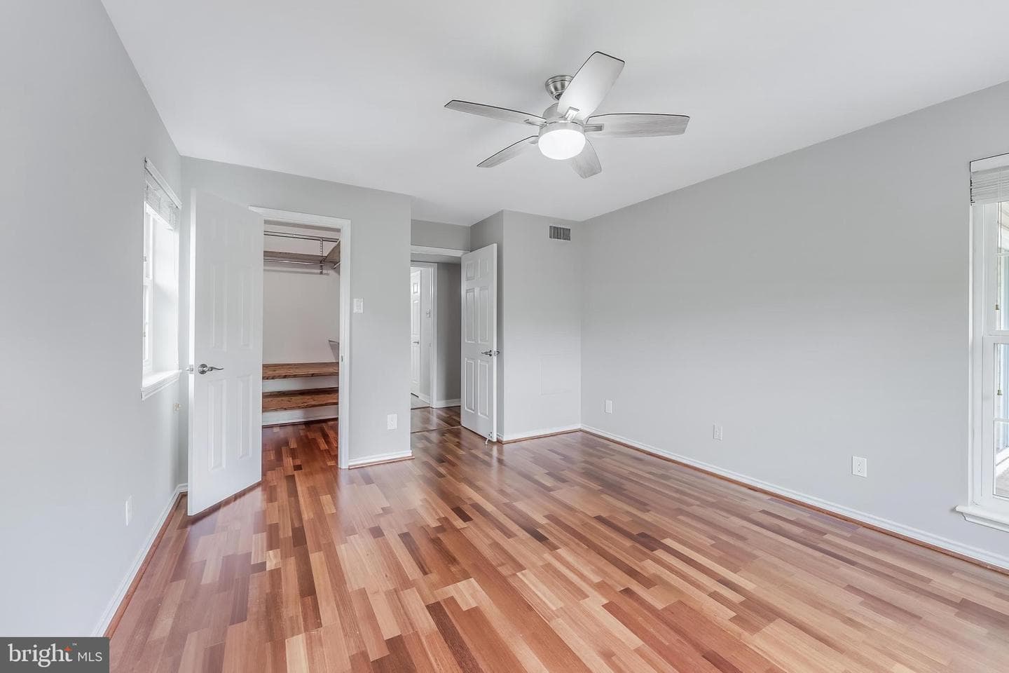1532 Lincoln Way #301b photo 14