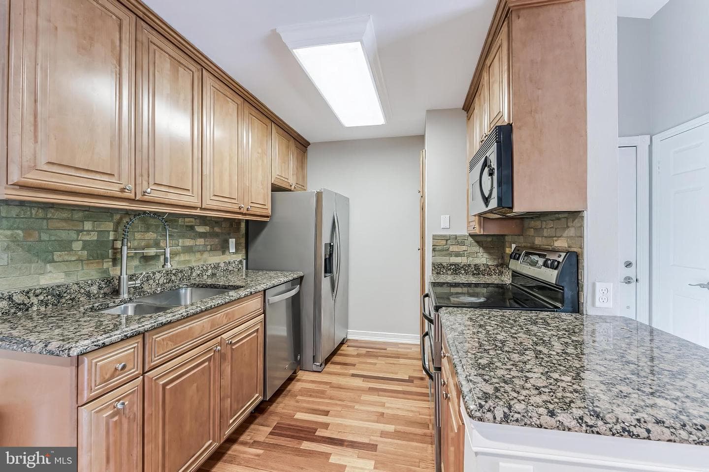 1532 Lincoln Way #301b photo 7