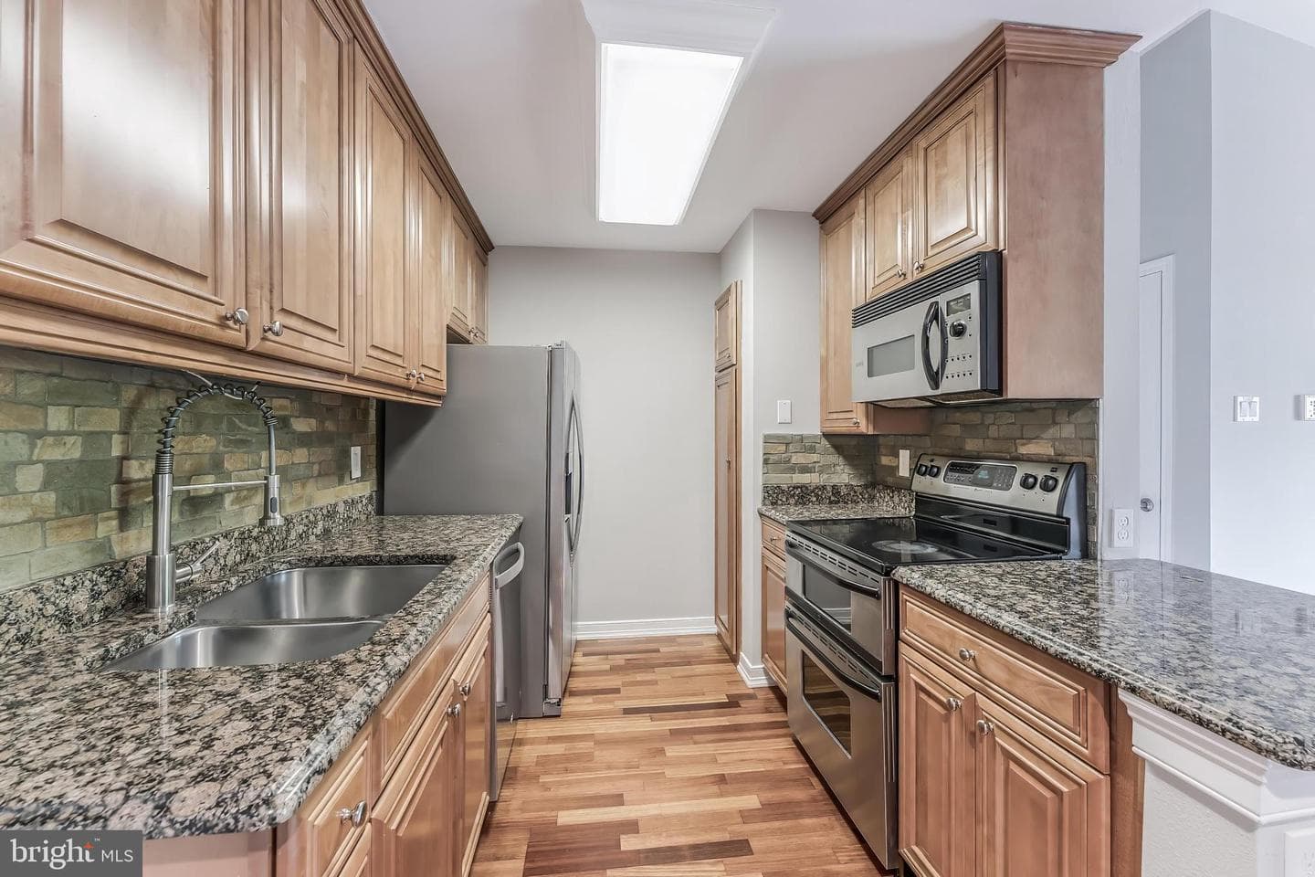 1532 Lincoln Way #301b photo 8