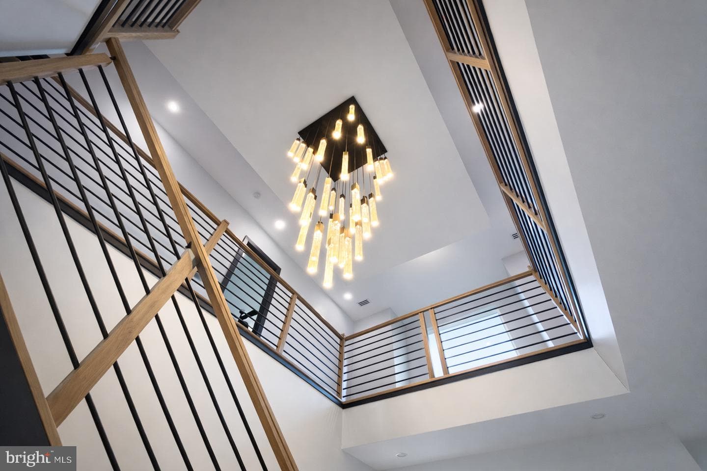 2613 Beacon Hill Road, Alexandria