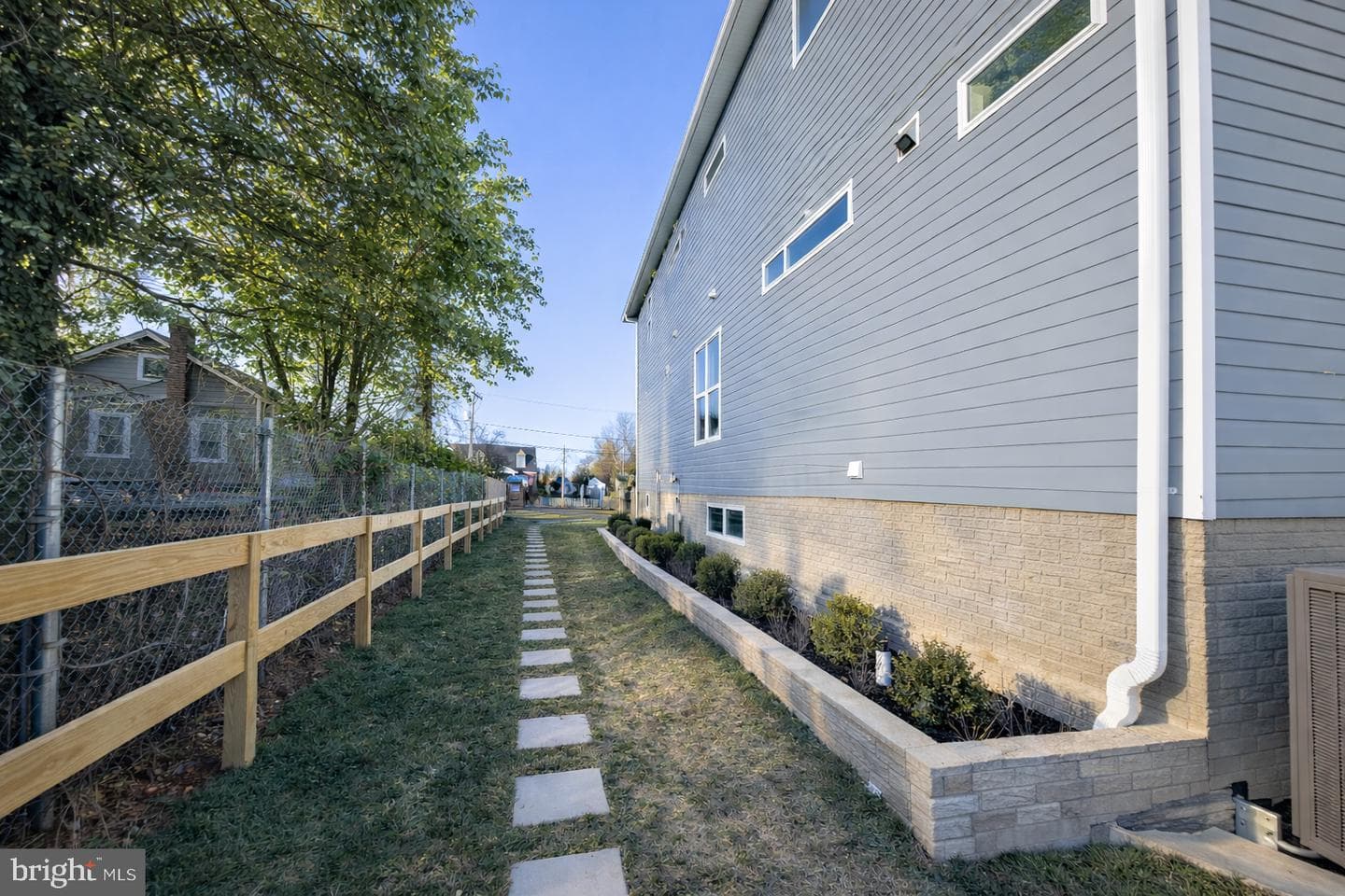 2613 Beacon Hill Road photo 62