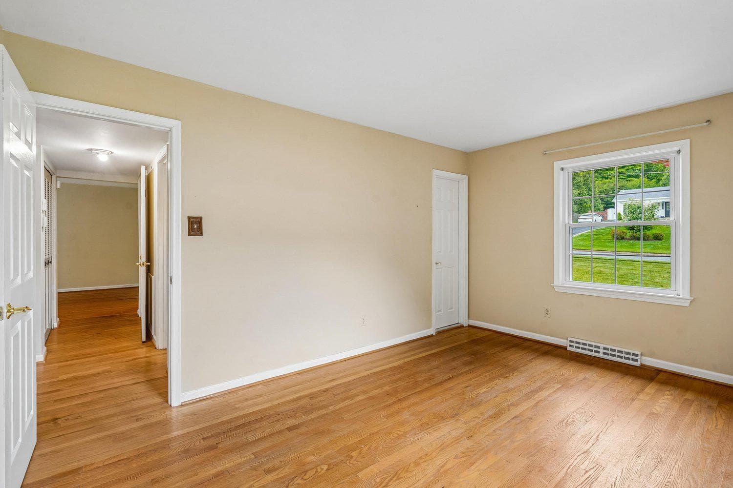 3709 Camelot Drive photo 20