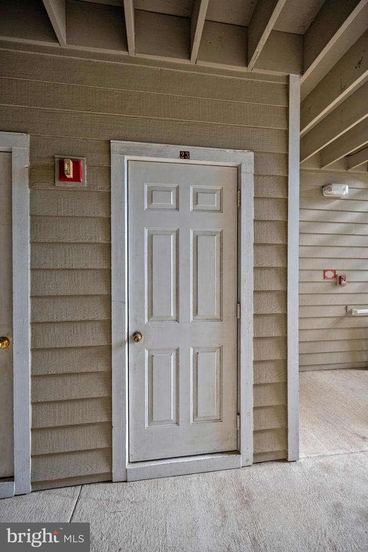 1708 Lake Shore Crest Dr # 23 photo 48