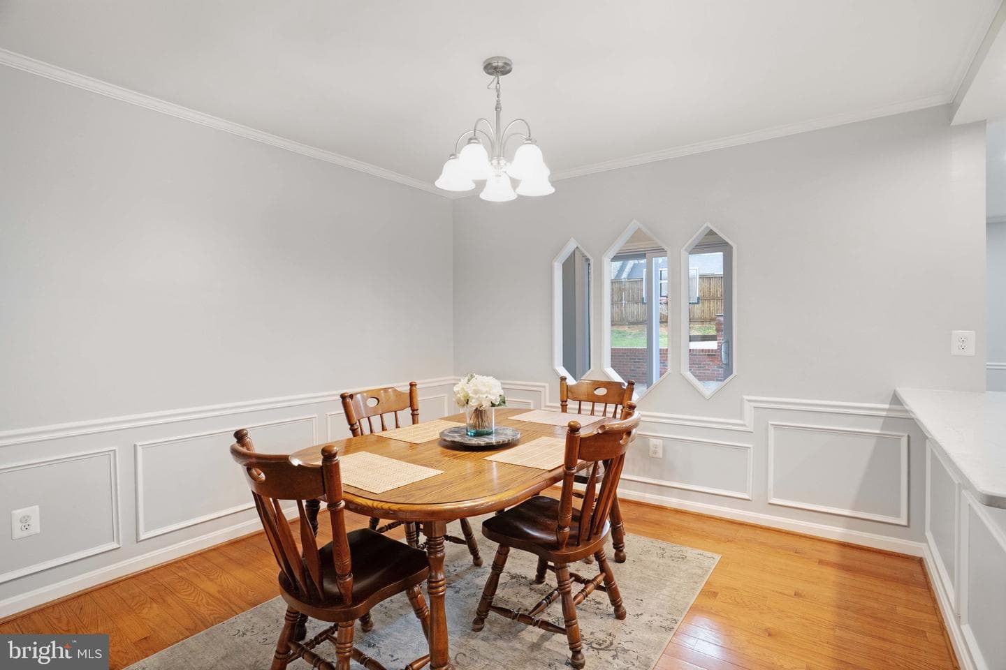 7558 Park Lane photo 12