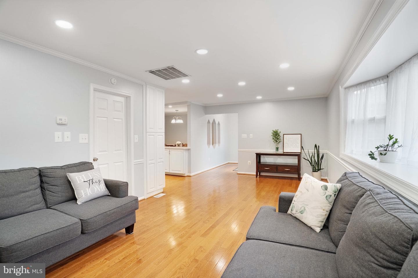 7558 Park Lane photo 17