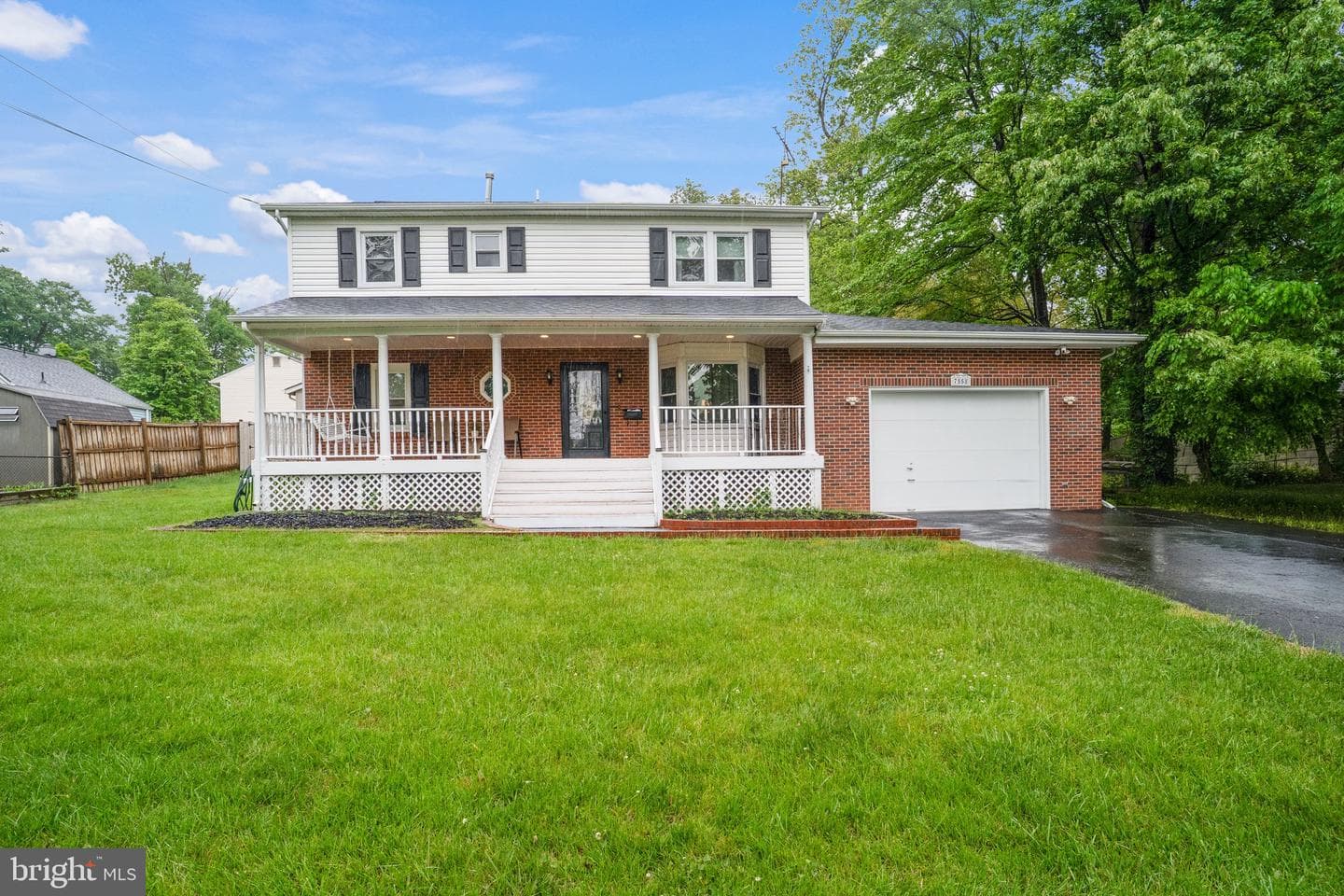 7558 Park Lane photo 2