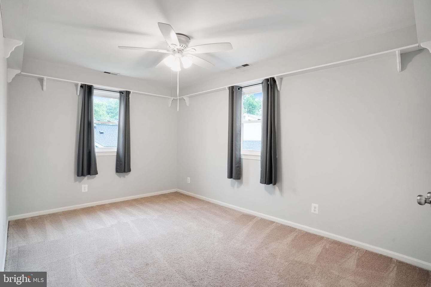 7558 Park Lane photo 36