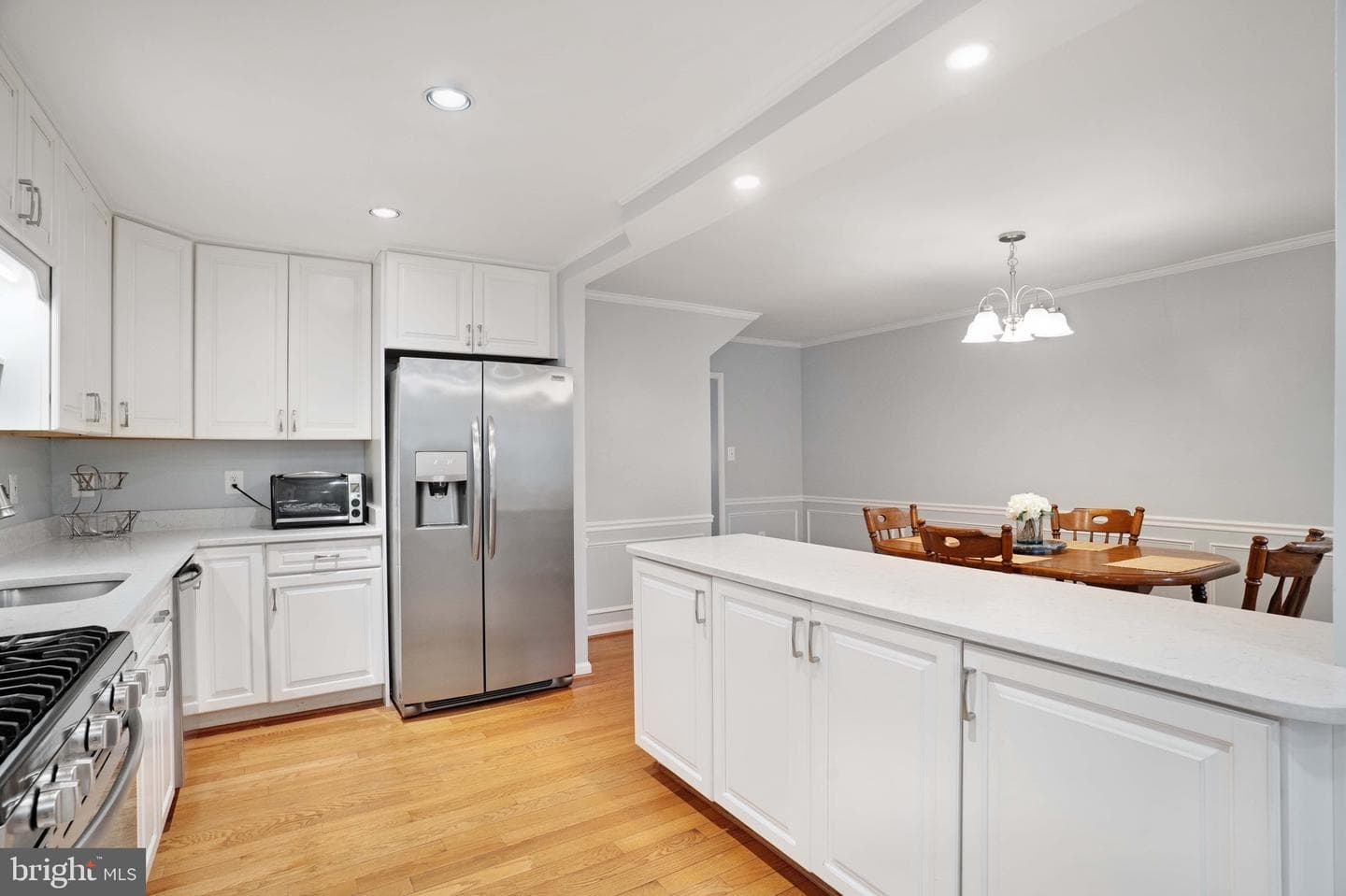 7558 Park Lane photo 7
