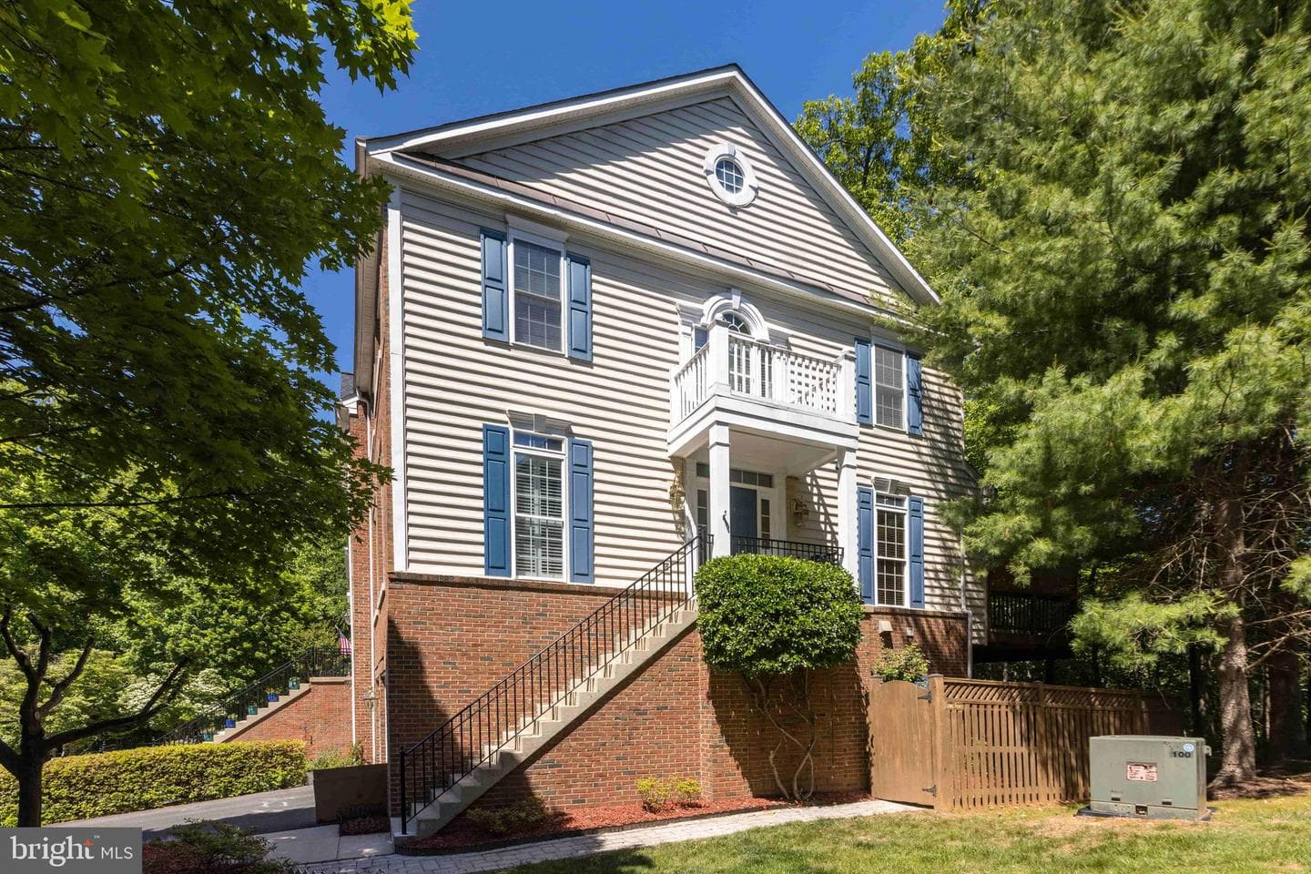 4175 Lower Park Drive photo 2