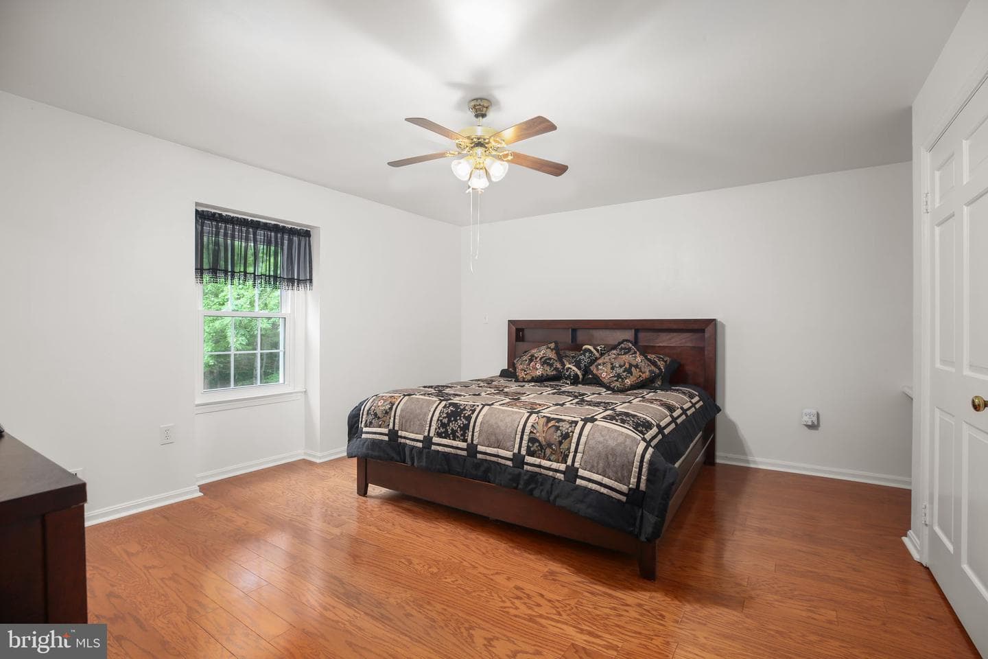 6401 Wolf Run Hunt Court photo 13