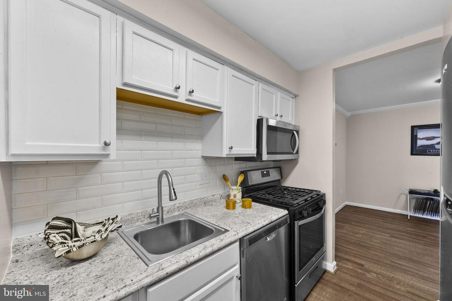 11240 Chestnut Grove Square #157 photo 24