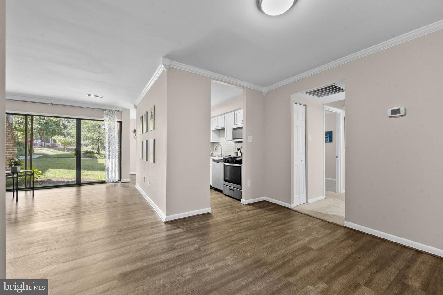 11240 Chestnut Grove Square #157 photo 33