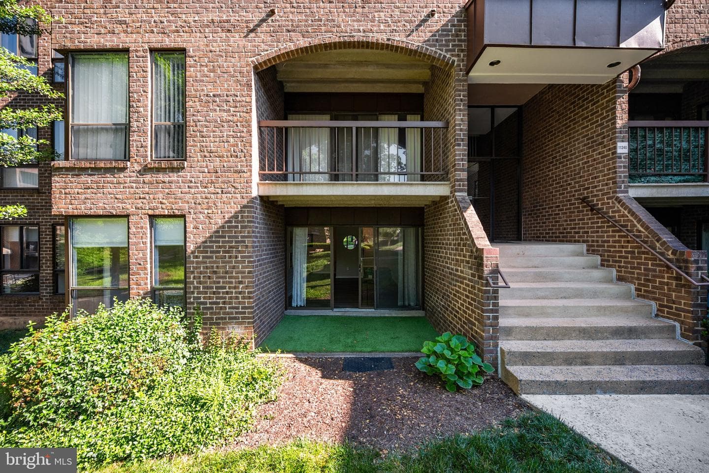 11240 Chestnut Grove Square #157 photo 4