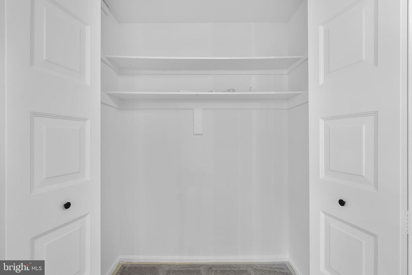 4543 Pinecrest Heights Drive photo 23