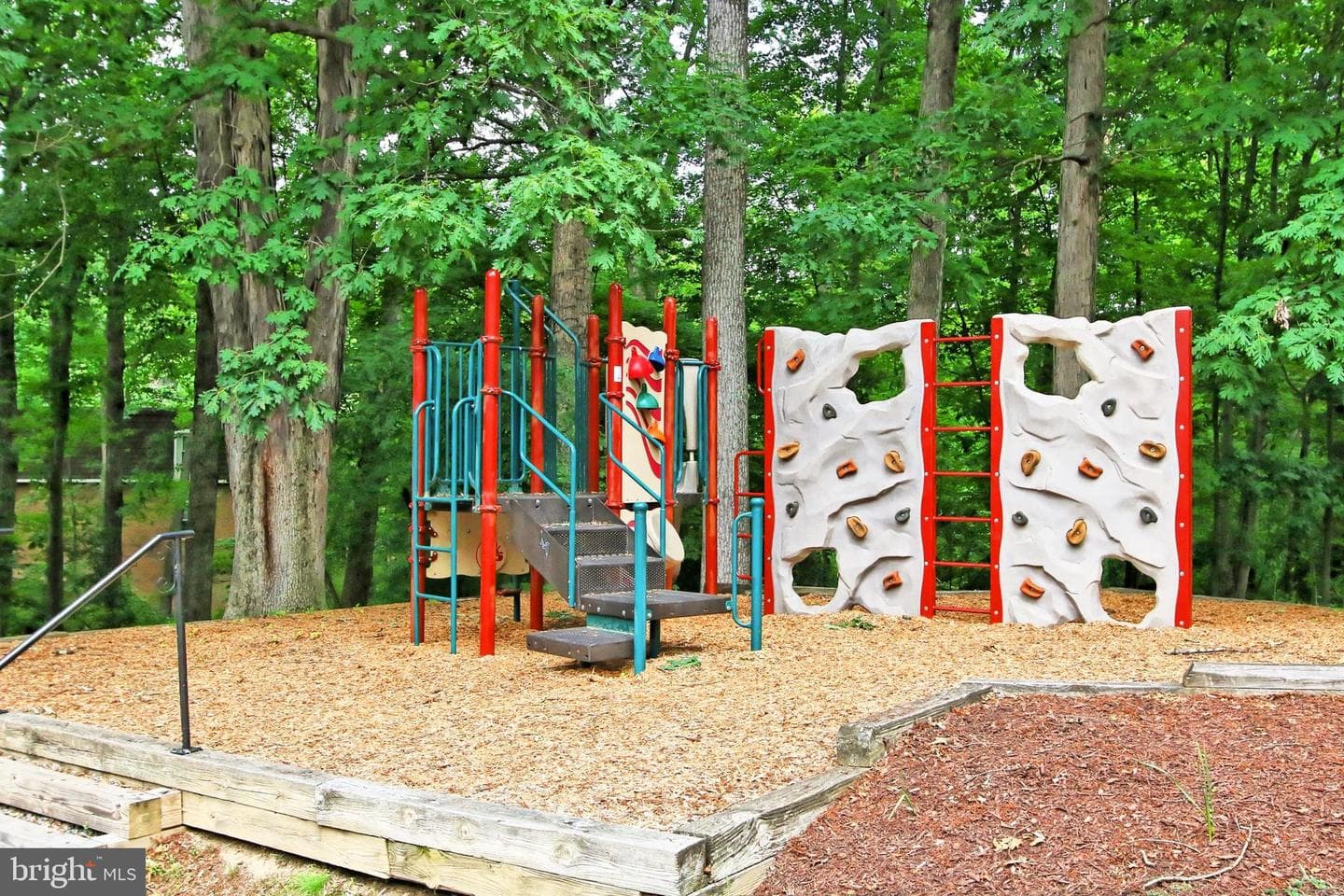 5907 Noblestown Road photo 45