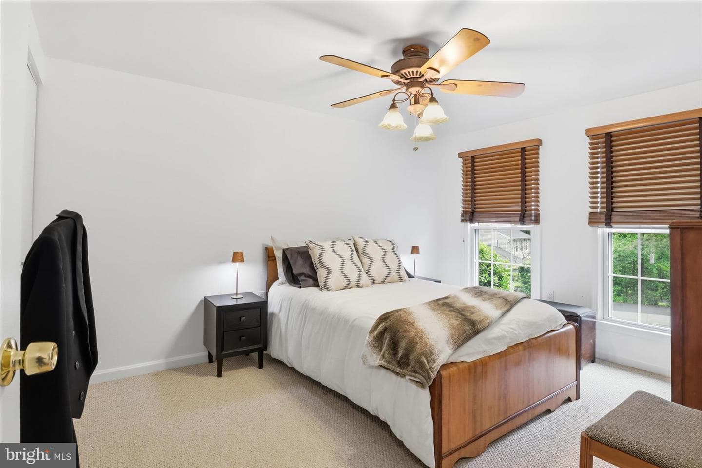 5967 New England Woods Drive photo 20