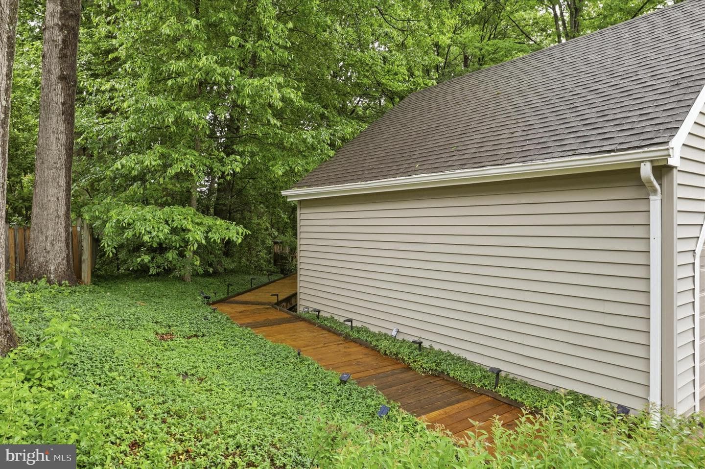 5967 New England Woods Drive photo 31