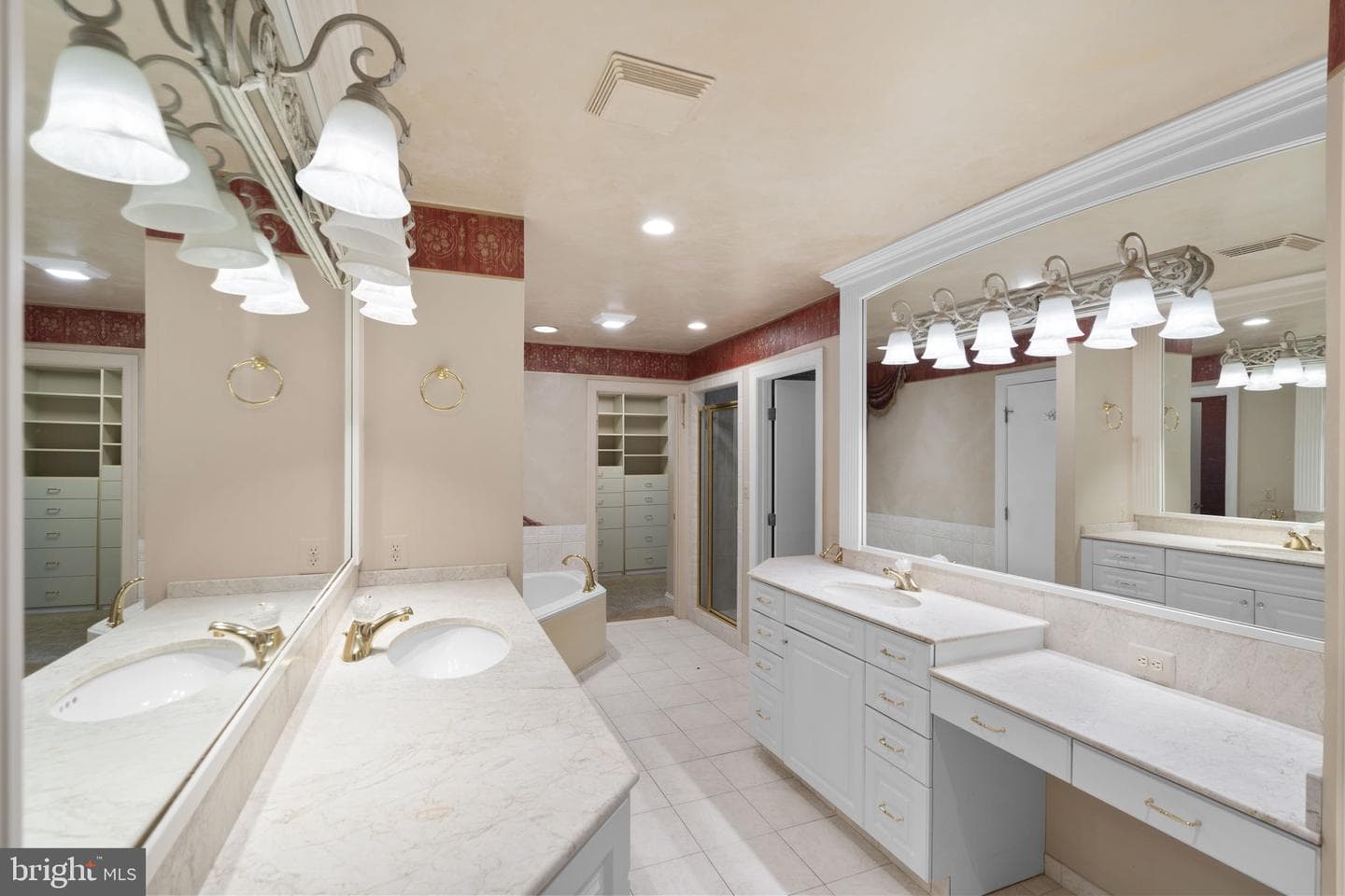 10701 Sycamore Springs Lane photo 32
