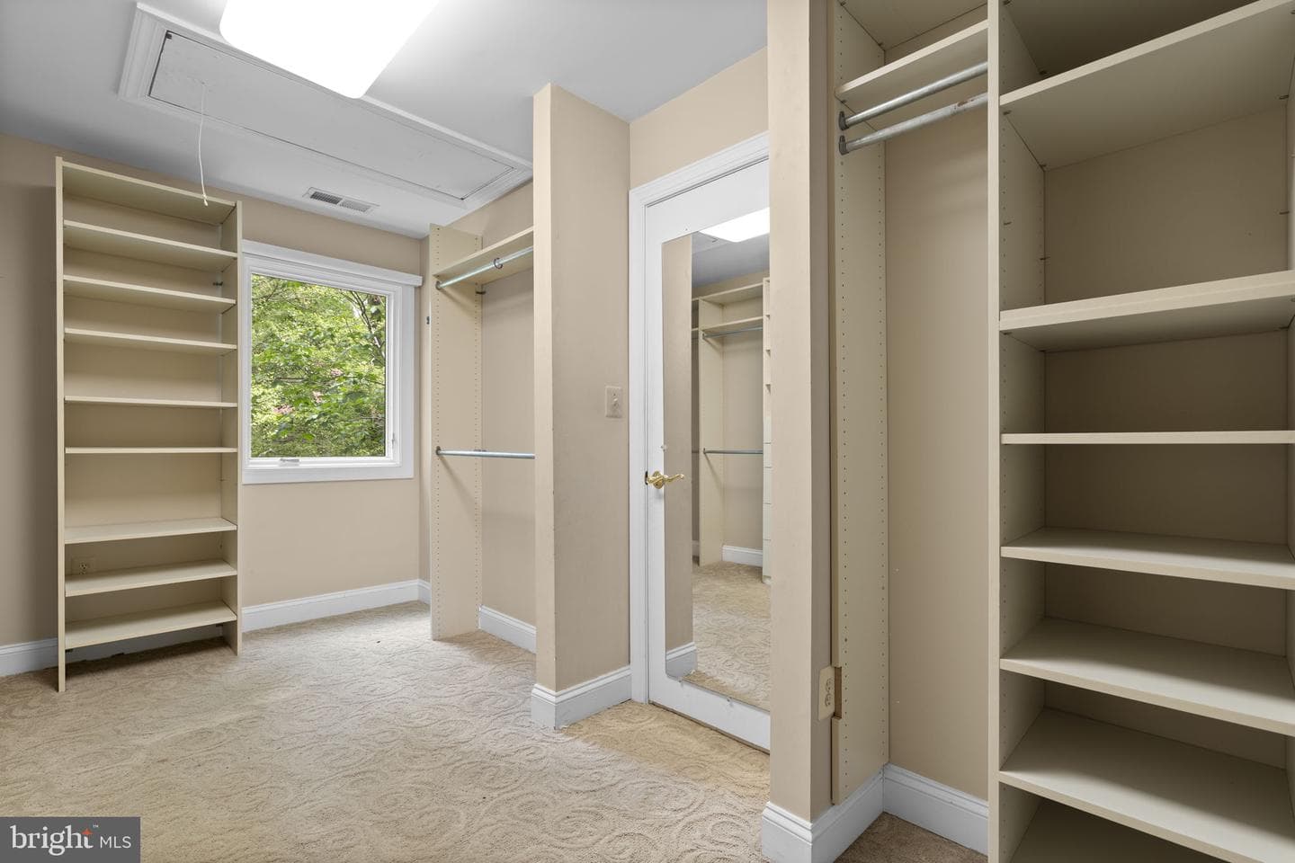 10701 Sycamore Springs Lane photo 35