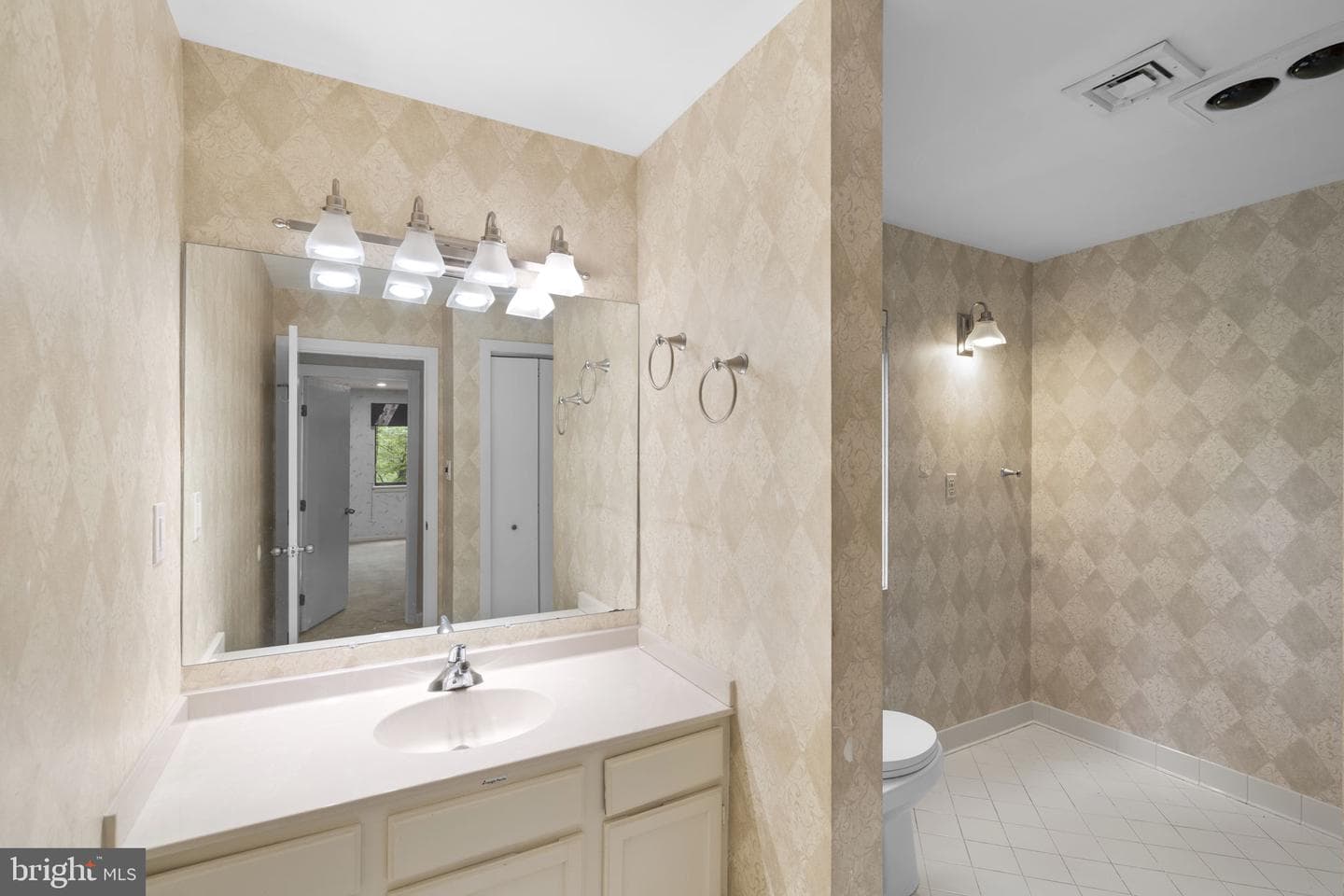 10701 Sycamore Springs Lane photo 36