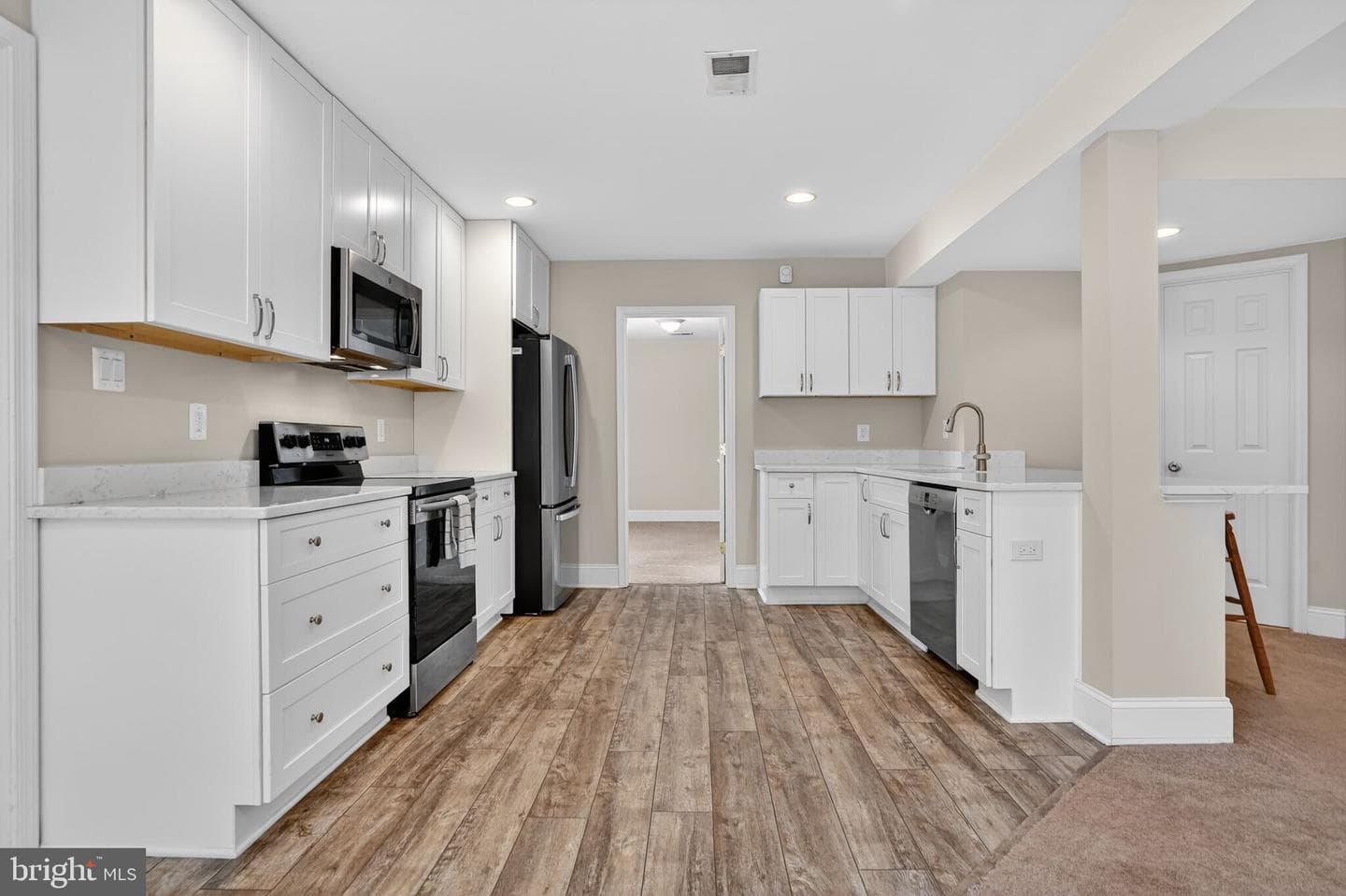 10223 Cedar Pond Drive photo 34