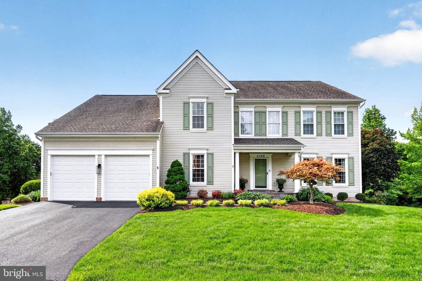 5126 Myrtle Leaf Drive photo 1