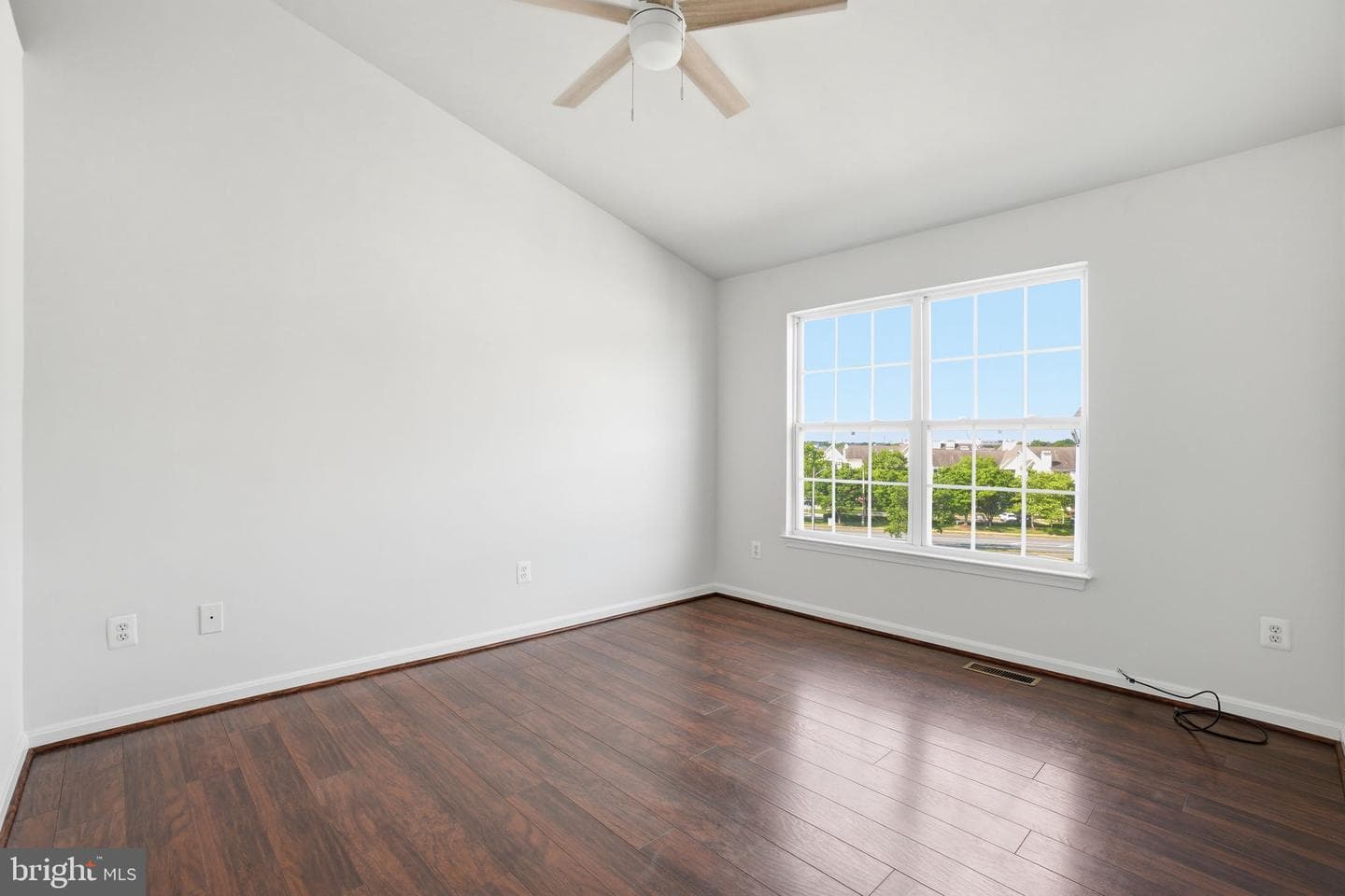 2494 Quick Street #303 photo 14