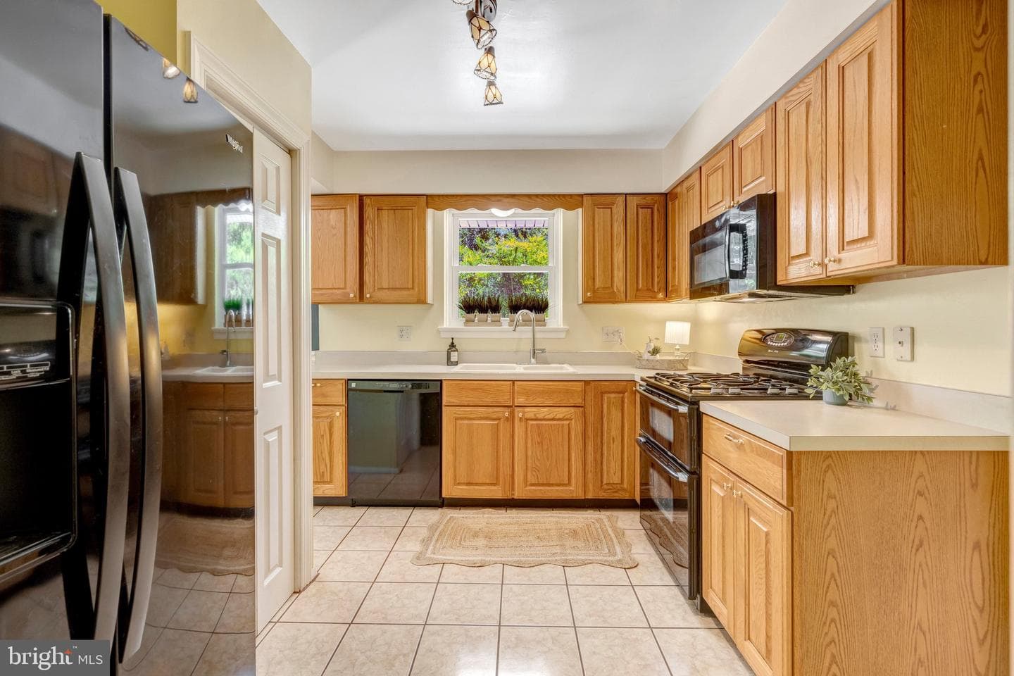 7618 Highland Street photo 20
